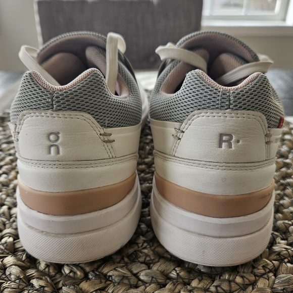 On Cloud The Roger Advantage Sneaker - Picture 4 of 8